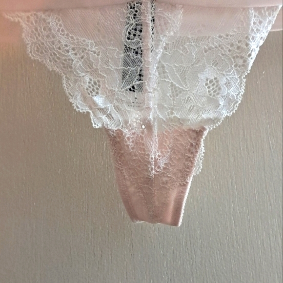 Elegant Lace Trimmed Pink Thong - Picture 2 of 6
